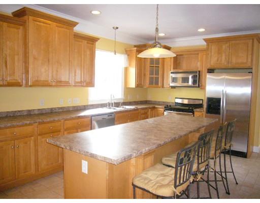 4 Blossom Tree Dr #4