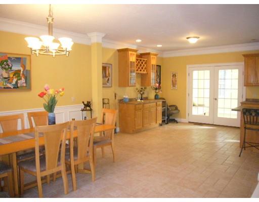 4 Blossom Tree Dr #4
