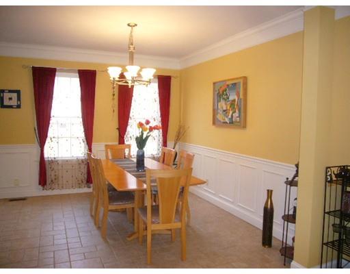 4 Blossom Tree Dr #4