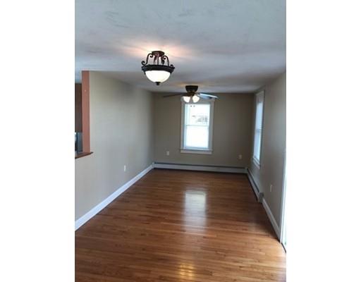 6 Oak Ln