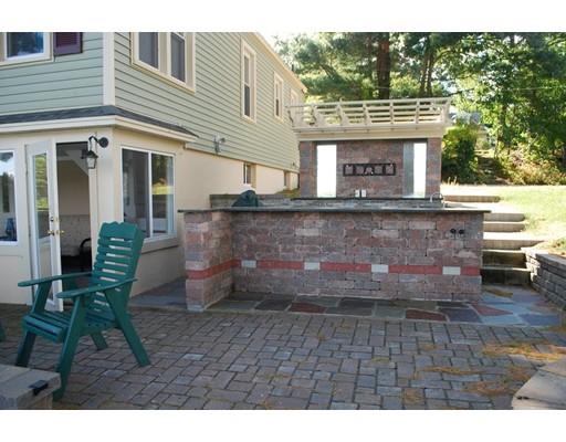 22 Lakeview Ave