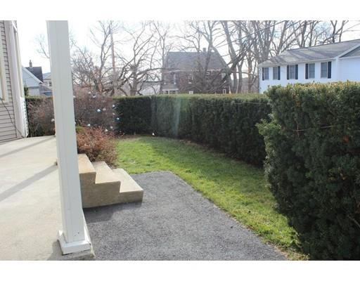 7 Abington St