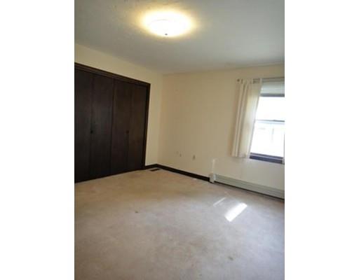 35 Valley View Ln