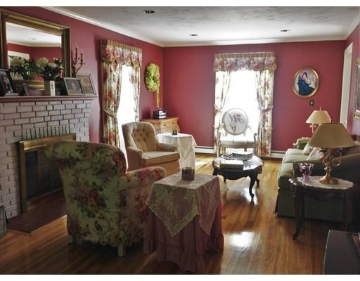 For Sale: 94 Pleasant St Paxton, MA 01612