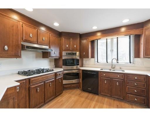3 Juniper Ln