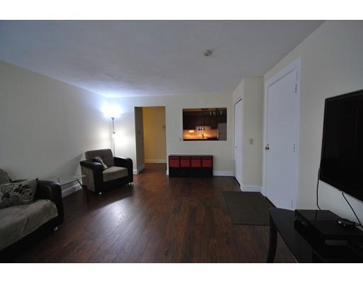 18 Glendale St #18