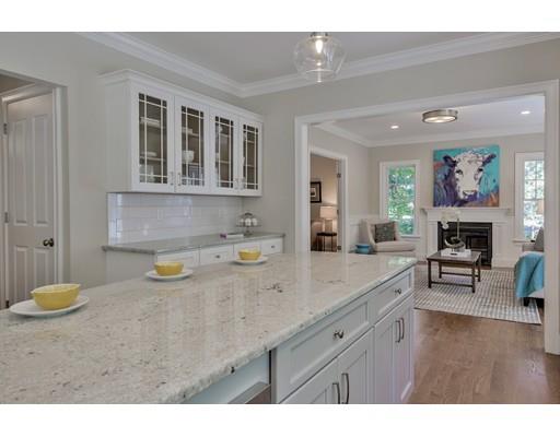 6 Winchester Dr