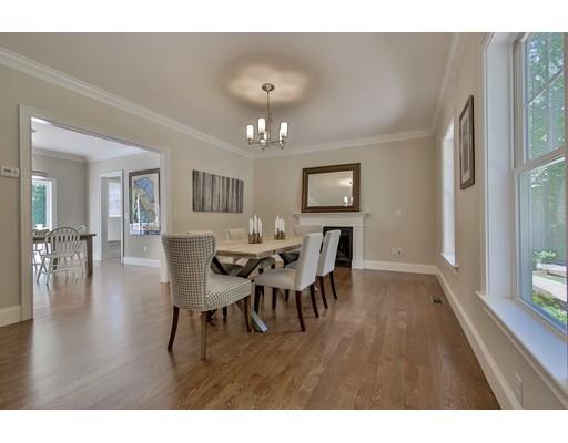 6 Winchester Dr