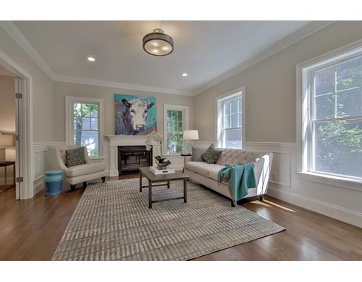 6 Winchester Dr