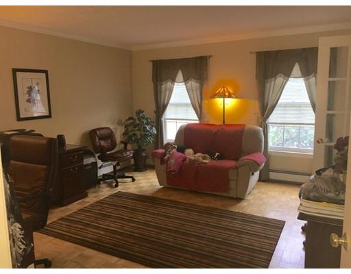 6 Hillside Dr