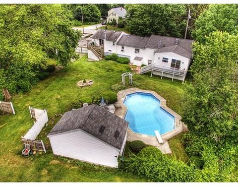 8 Edgewood Rd