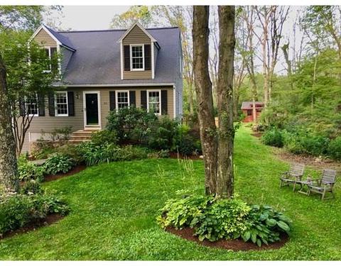 8 Edgewood Rd