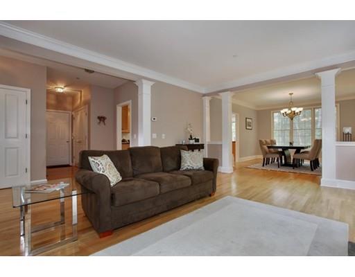 For Sale: 106 Willow Brook Dr #106 Wayland, MA 01778