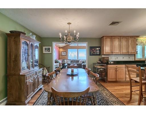 349 S Main St
