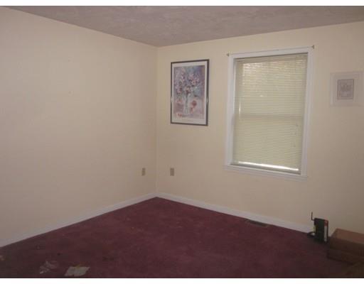 28 Shawsheen Rd