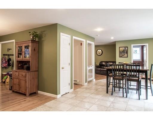 22 Boxford Rd