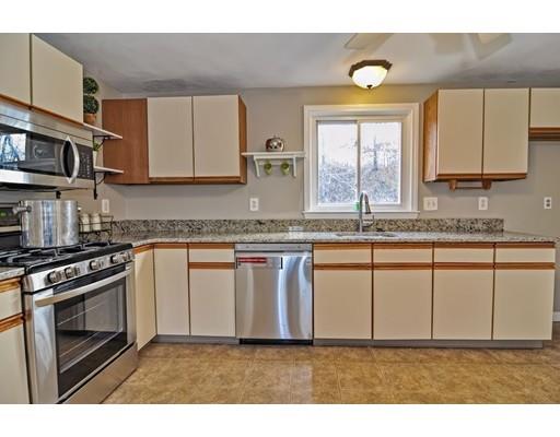 34 Rainbow Dr