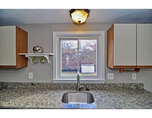 34 Rainbow Dr