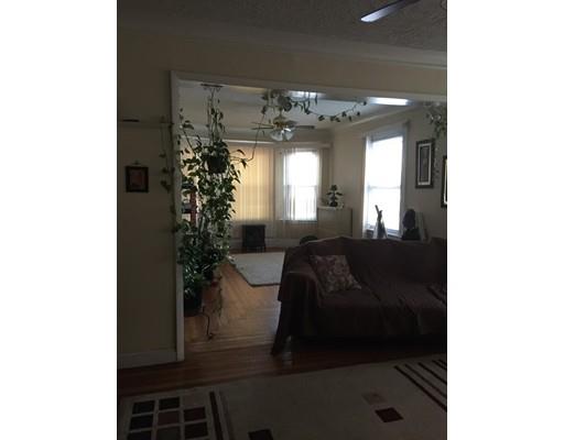 228 Bruce St