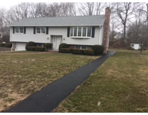 228 Bruce St