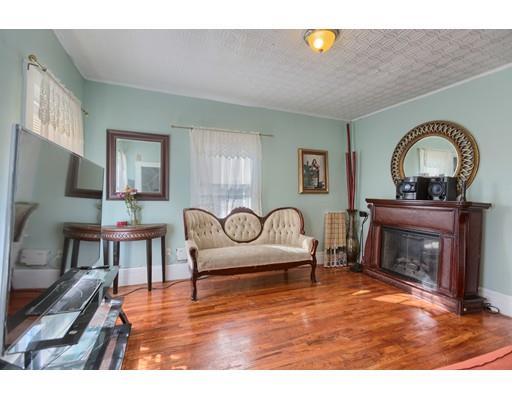 56 Oak Hill Dr
