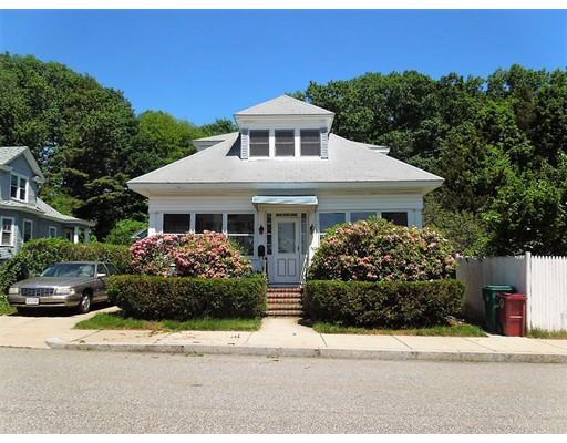 58 Staples St
