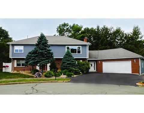 8 Fernwood Rd