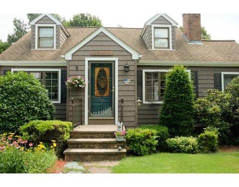 8 Fernwood Rd