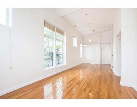 15 Parrott St #01