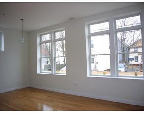 268 Chatham St #2