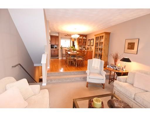 277 Main St