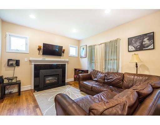 7 Johnson St #7