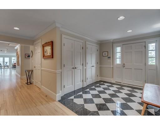 For Sale: 18 Preston Ct #1 Swampscott, MA 01907