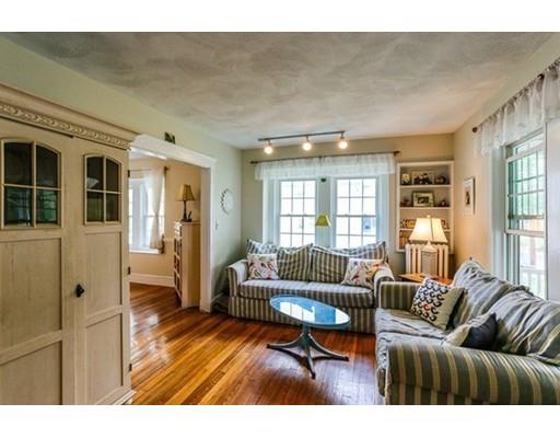 For Sale: 68 Highland Ave Lynnfield, MA 01940