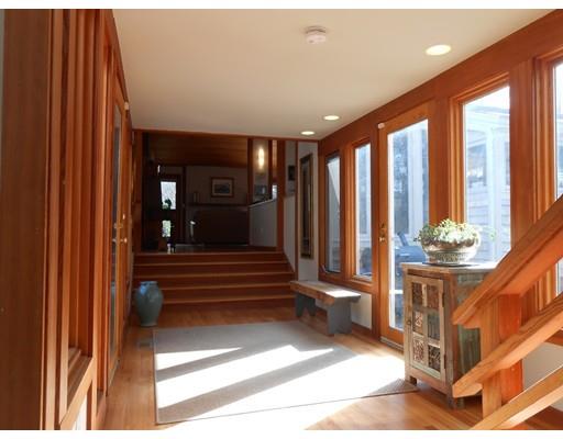 4 Chapel Hill Rd