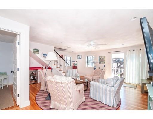 6 Oakland Ave