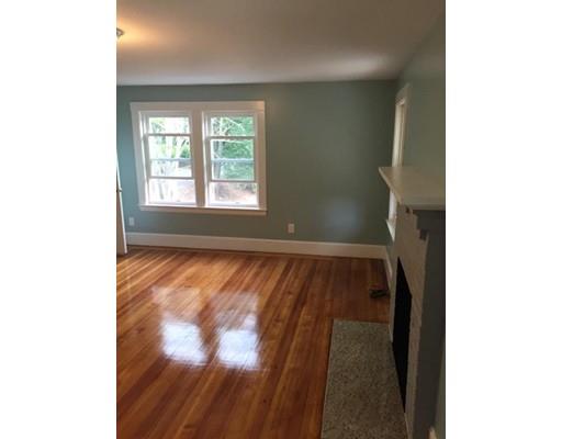 71 Emmett St