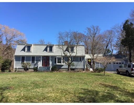 205 Riverside Cir