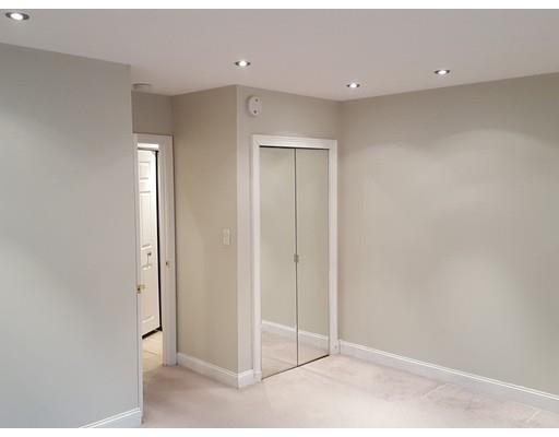 48 Nelson Dr #5