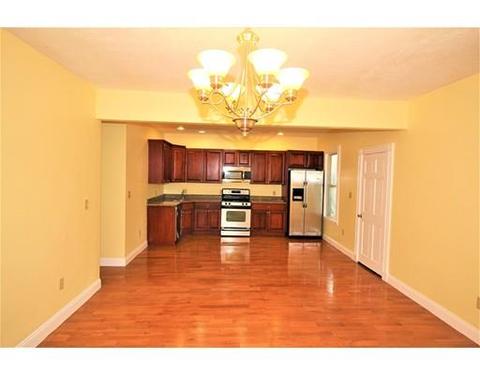 81 Sydney St #1
