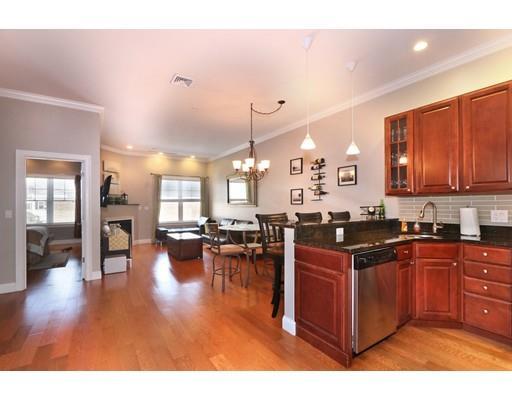584 E 3rd St #7