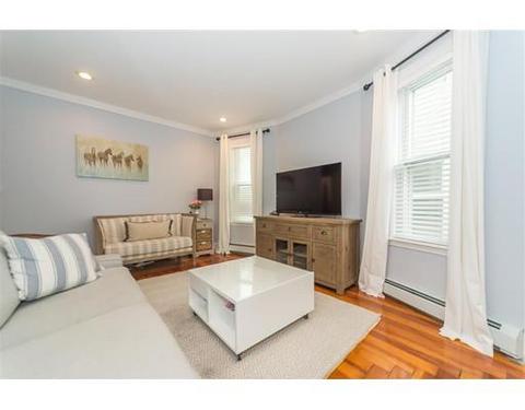 535 E 3rd St #1