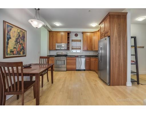 429 Bunker Hill St2 #2