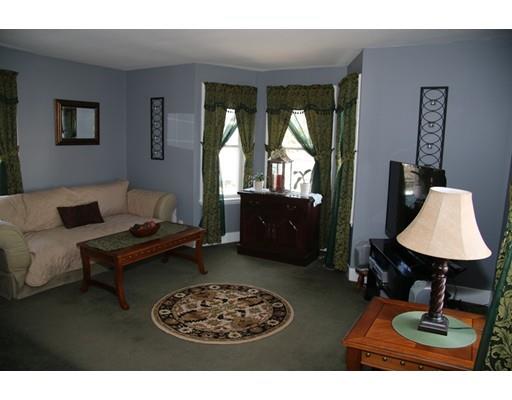 31 Golden Ave #2