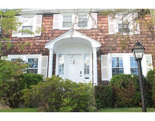 4 Hillsboro St