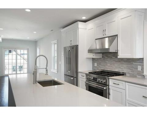 280 W Fifth #201