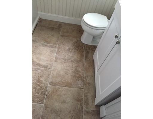 111 Nicholson Dr