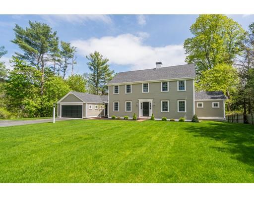 50 Bayberry Ln