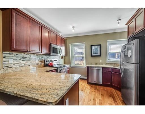 160 W Broadway St #305