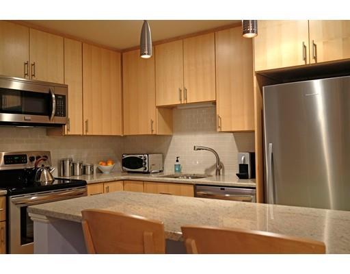 160 W Broadway St #305